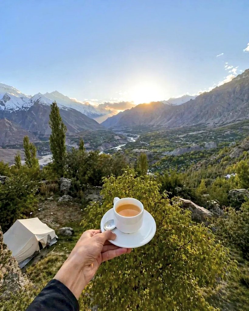 The_North_Blood's tweet image. Chai in mountains 🏔️ 

#Chai #Tea #Hunza #Nagar #Rakaposhi #Karakoram #Himalayas #Hindukush