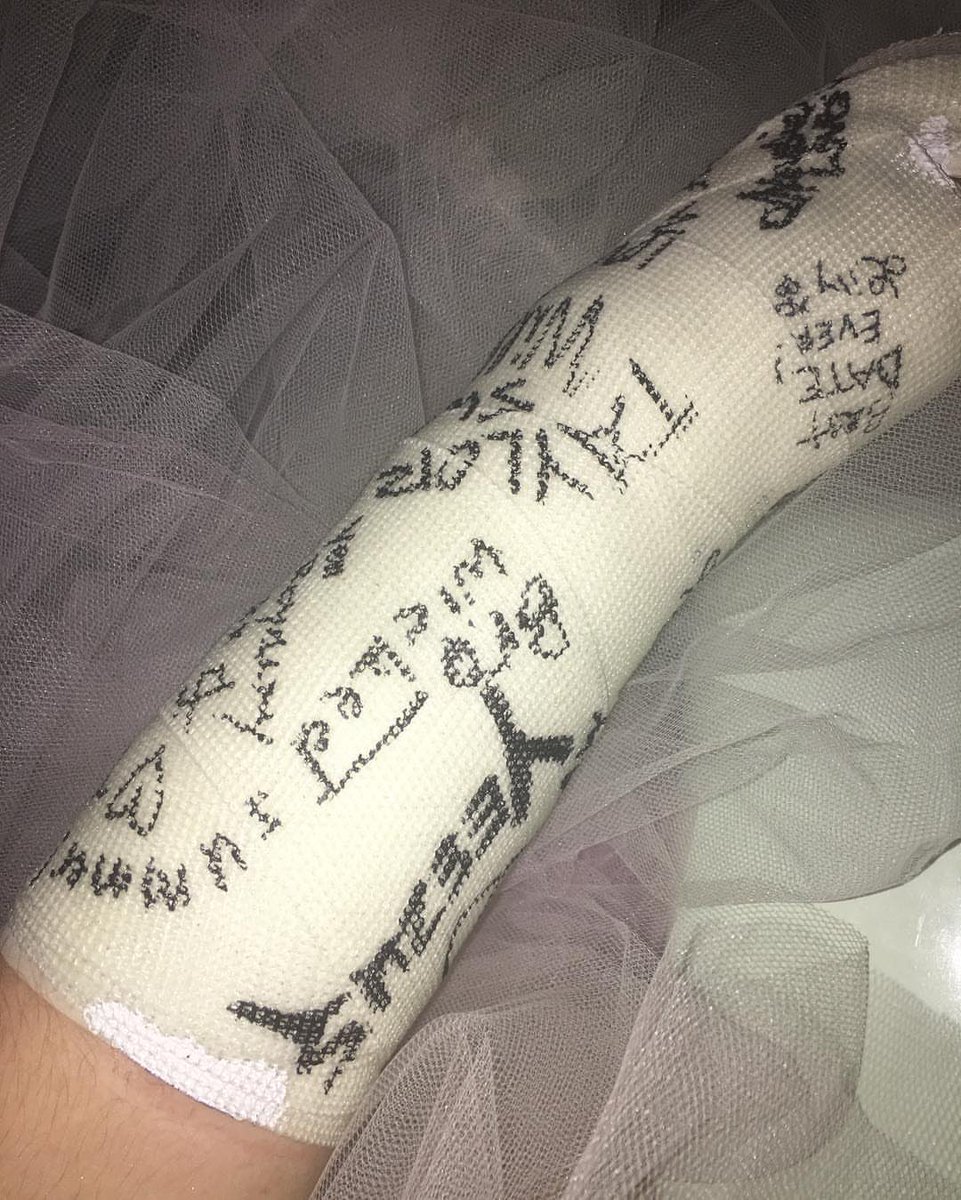 Lorde Updates 🧬⛓️ tweet media