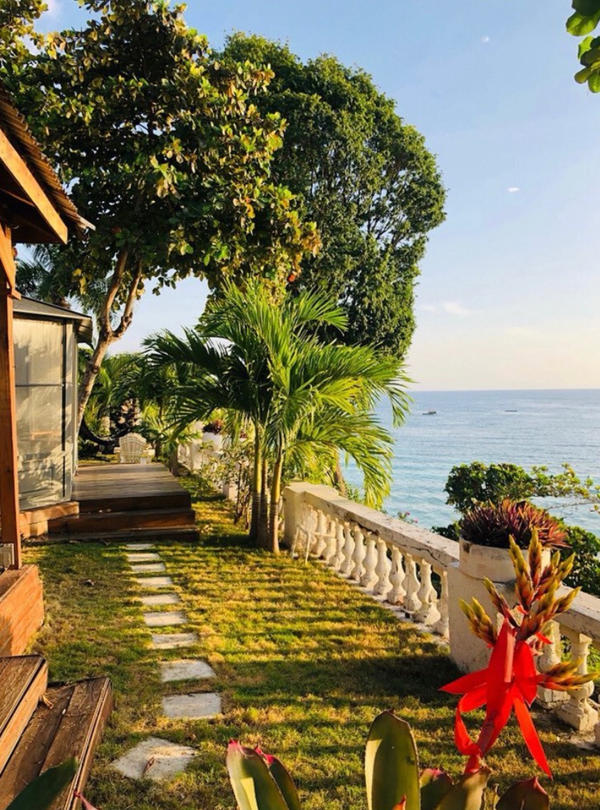 Bitcoin_Xoe's tweet image. Good morning 😎

Follow along as i document #bitcoin adoption in #Haiti🇭🇹, Latin America, Africa and developing countries.

Want to support? Consider follow my page and visiting our store for fresh #Bitcoin merch.
(\_/)
( •_•)
/ &amp;gt;👕 
libertyequalityfraternitybitcoin.com

#BTC Onward 🧡🌍🦾