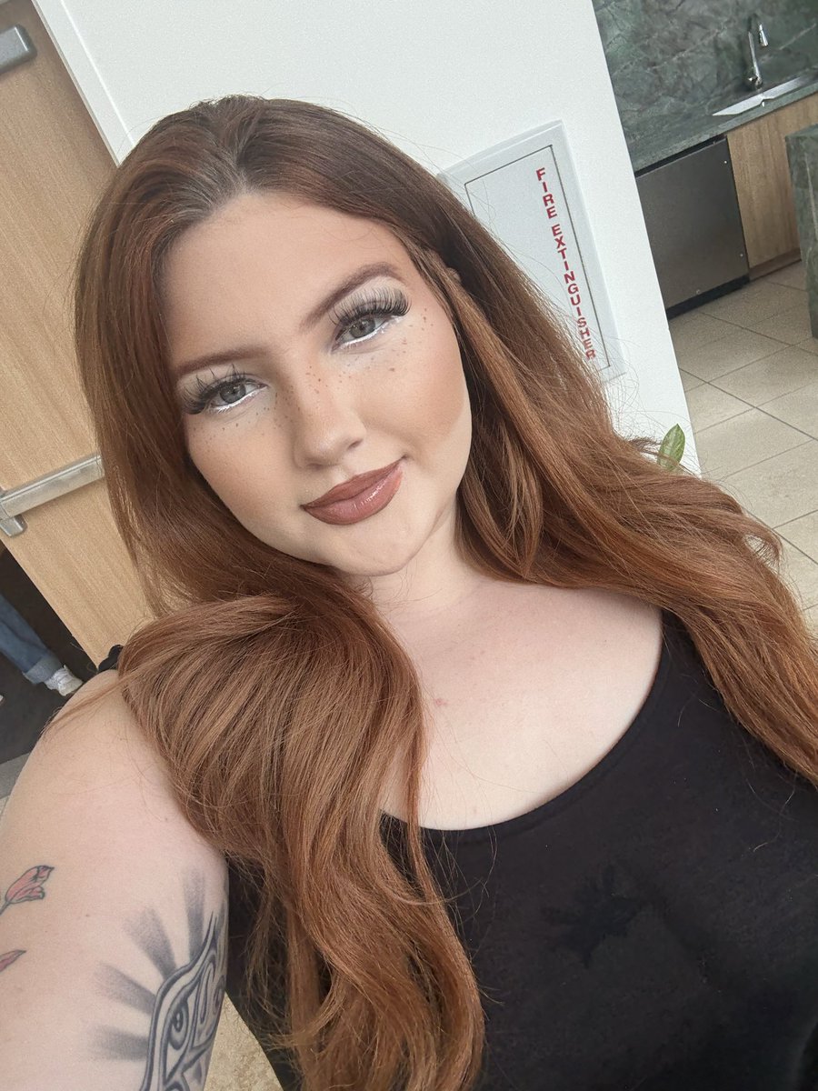 TheGuiltyGinger's tweet image. Hi my name is Ginger I am a makeup artist, photographer and model based in Phoenix &amp;amp; Tucson🏜️ I recently lost instagram so I’m just trying to connect with people on different platforms ￼🥹
#ginger #makeup #Formula1