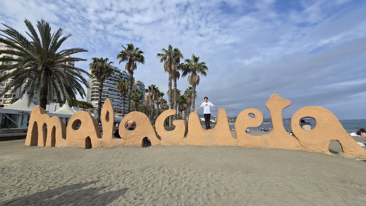 yosoybrunix's tweet image. Málaga!!! 🌊💛⭐️😁 #malaga #beach