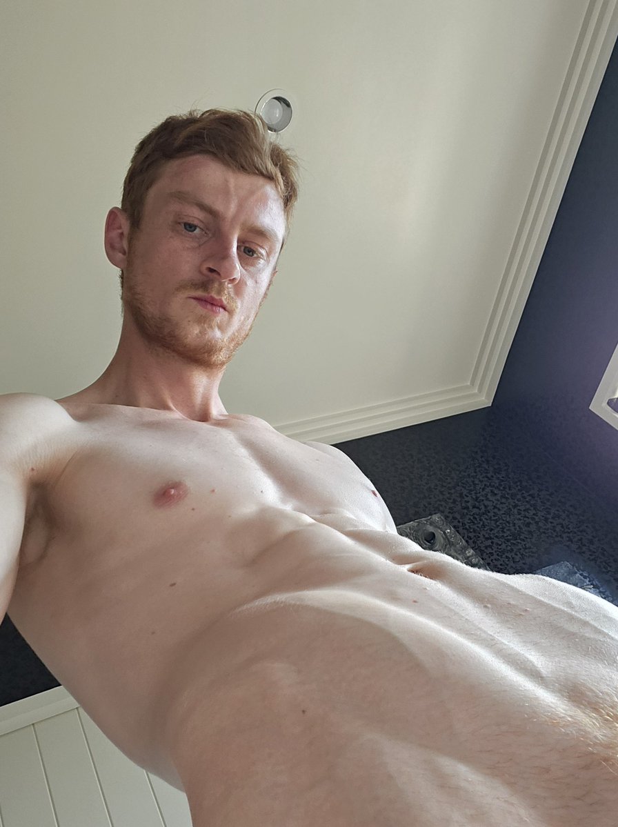 Thatredheadguy69 tweet media