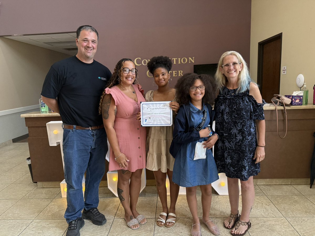 FREEDOMSBFL's tweet image. Congratulations to Ariany Reynoso(2028) off of Freedom(OG)18u for being inducted and signing the pledge for the Take Stock In Children, Clay County scholarship program. #OG #YMCA #TakeStockInChildren @TSIChildren @FREEDOMSBFL