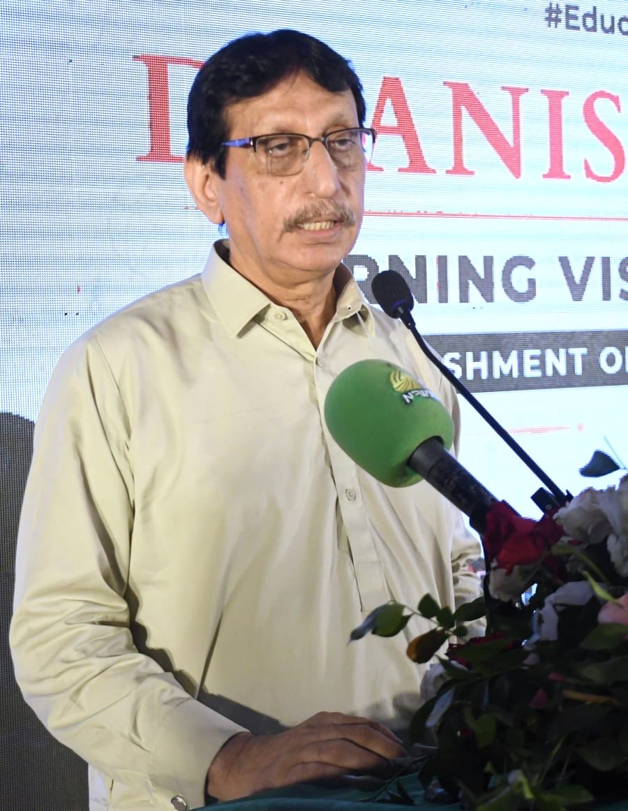 sabheenghoury's tweet photo. متحدہ قومی موومنٹ کے چیئرمین و وفاقی وزیر برائے تعلیم و پیشہ ورانہ تربیت ڈاکٹر خالد مقبول صدیقی کا جرمن گراؤنڈ اورنگی ٹاؤن میں دانش اسکول کے قیام کی افتتاحی تقریب سے خطاب کیا اور پراجیکٹ پہ بریفنگ لی ۔

اس موقعہ پر رکن قومی اسمبلی و پارلیمانی سیکرٹری برائے آئی ٹی و ٹیلی کمیونکیشن 
صبحین غوری، اراکینِ مرکزی کمیٹی، حق پرست ارکانِ اسمبلی و دیگر شعبہ جات کے اراکین سمیت ٹاؤن اور یوسیز کہ ذمہ داران و کارکنان بڑی تعداد میں موجود تھے۔

 تقریب کے اختتام پر اورنگی ٹاؤن کے عوام کی بڑی تعداد نے اس منصوبے کو علاقے کی ترقی کے لئے ایک سنگِ میل قرار دیتے ہوئے ایم کیو ایم قیادت کا شکریہ ادا کیا #EducationForAll #DanishSchoolByMQMP