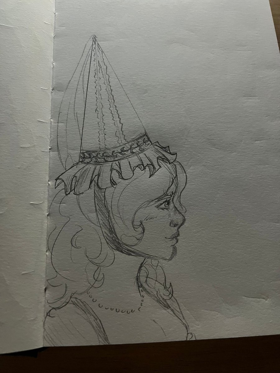 Ghost_boy0__0's tweet photo. Not a Bagginshield / Bilbo drawing….I’m surprised. https://t.co/aL9iuoAoMi