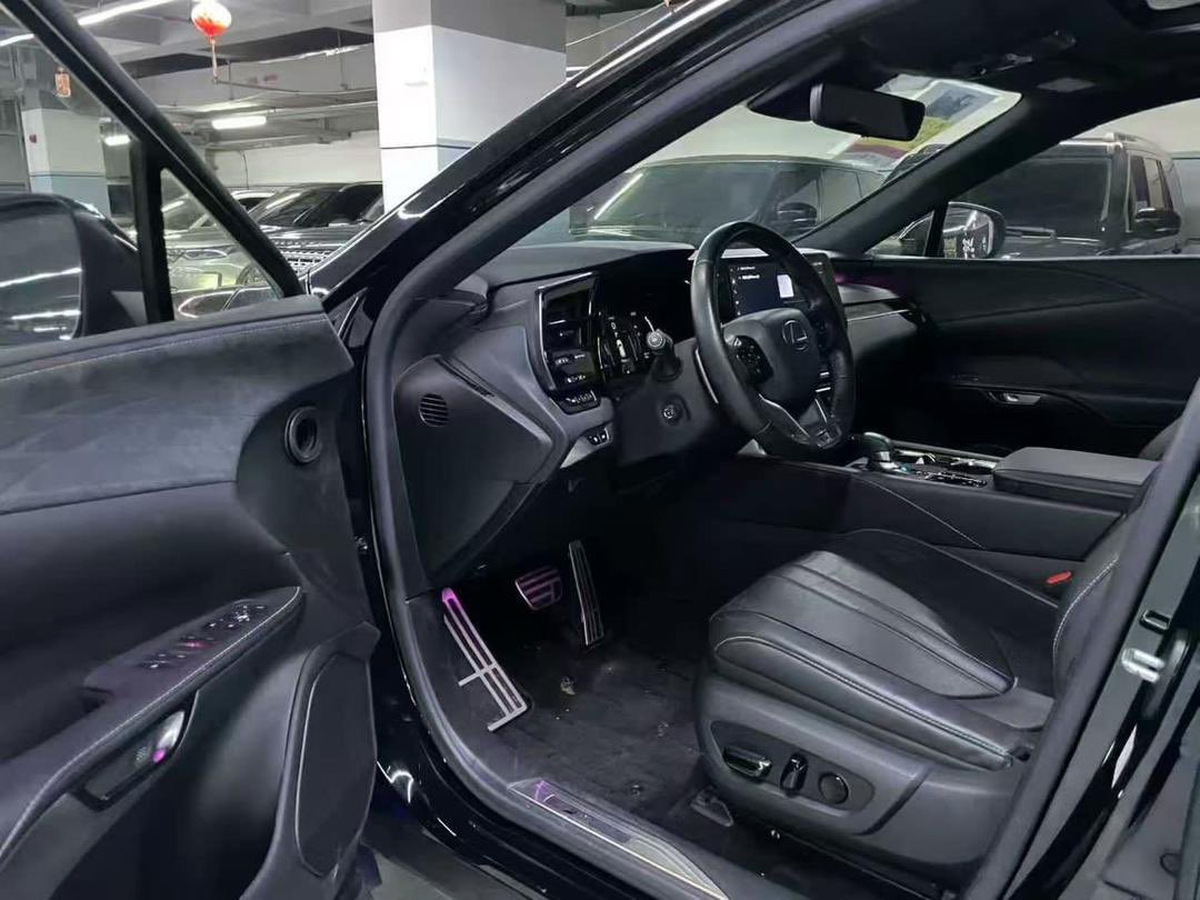 REAL AUTOS tweet media