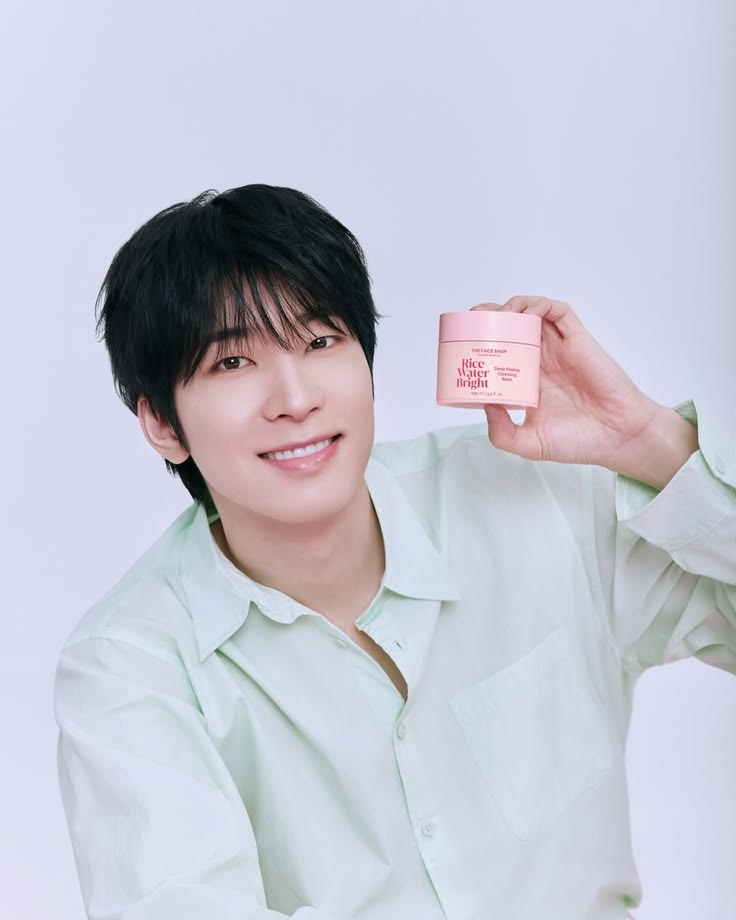 _hourlywonwoo's tweet image. #WONWOO #세븐틴 #원우 #SEVENTEEN