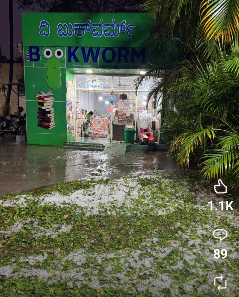 VamanJagan's tweet image. Bookworm bookstore #churchStreet #Bangalore 4000 books destroyed during heavy rains! Book lovers please visit - buy - Help! Thank you 🙏

linkedin.com/posts/iamvishn…
