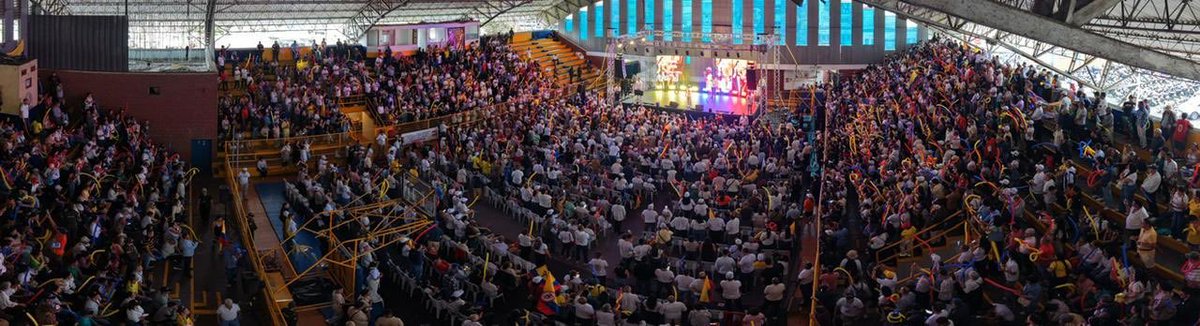 DELAESPRIELLAE's tweet photo. ¡Este es el fervor popular del Cauca!

Firme por la Patria. 🇨🇴🐅 https://t.co/lAgeDXb78x
