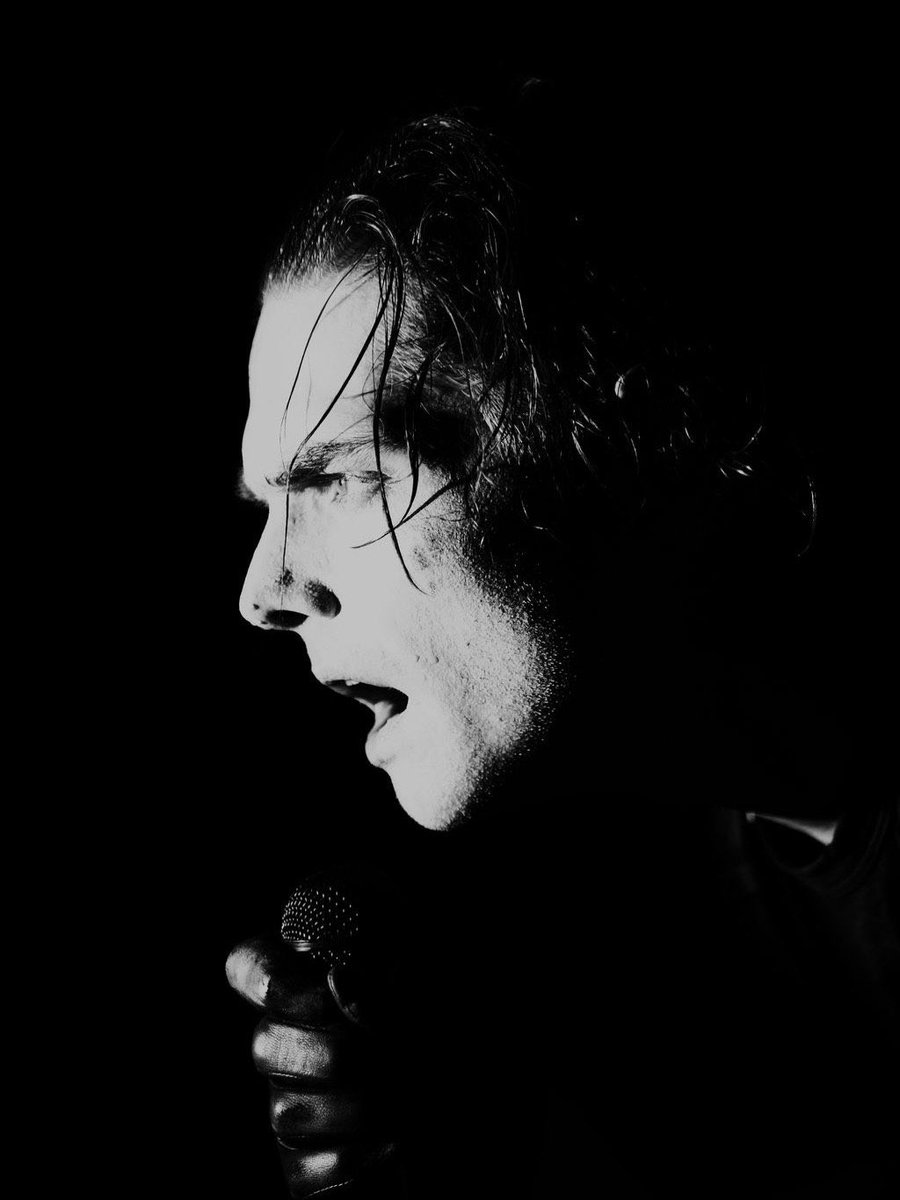 daily long live the black parade tweet media