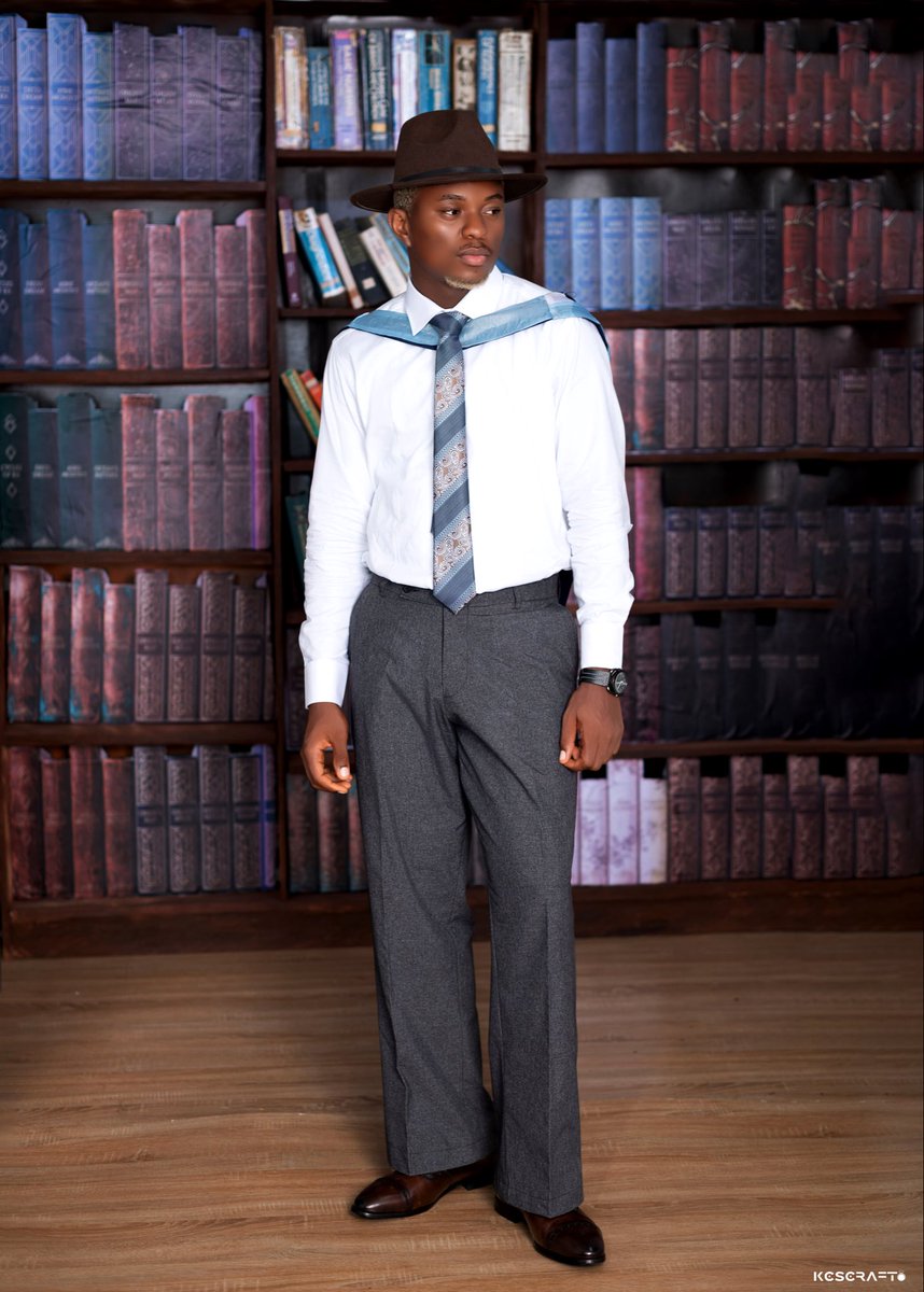 KparoboIzu's tweet photo. Bs.c in computer science 
Diploma in computer science 
Minister of photography 
God did 

#GraduationVibes #classof2025
#delsu #convocation https://t.co/lFbMMvhn7a