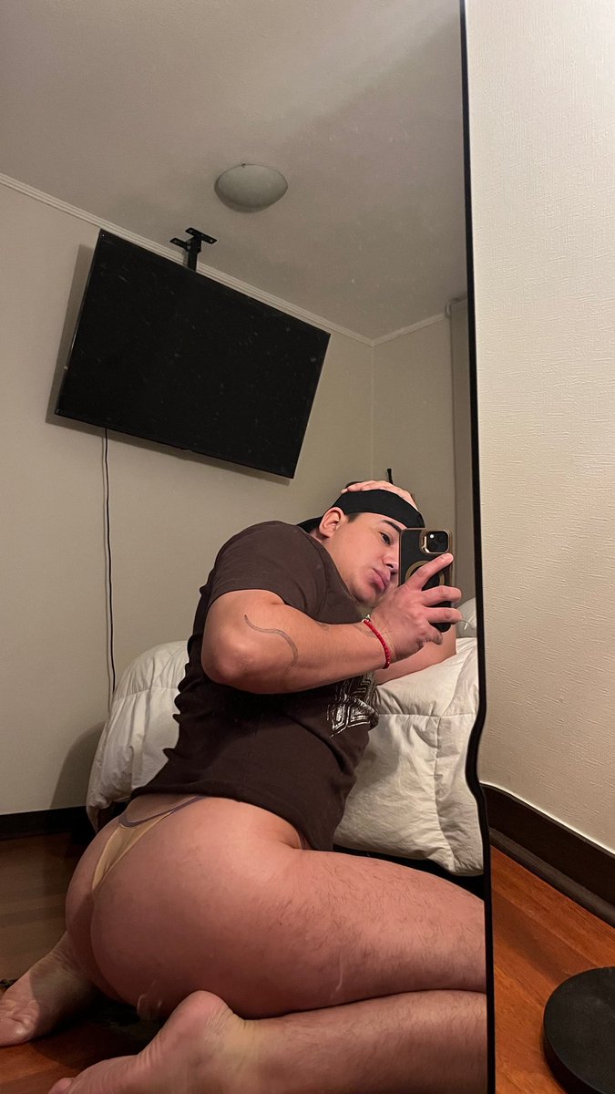 AlejoassTrick's tweet photo. Bb me cerraron la cuenta de Instagram, apáñame siguiendo por esta cuenta nueva 🔥🥵

https://t.co/EeYOrRAyh2 https://t.co/mo8q0p3P1i