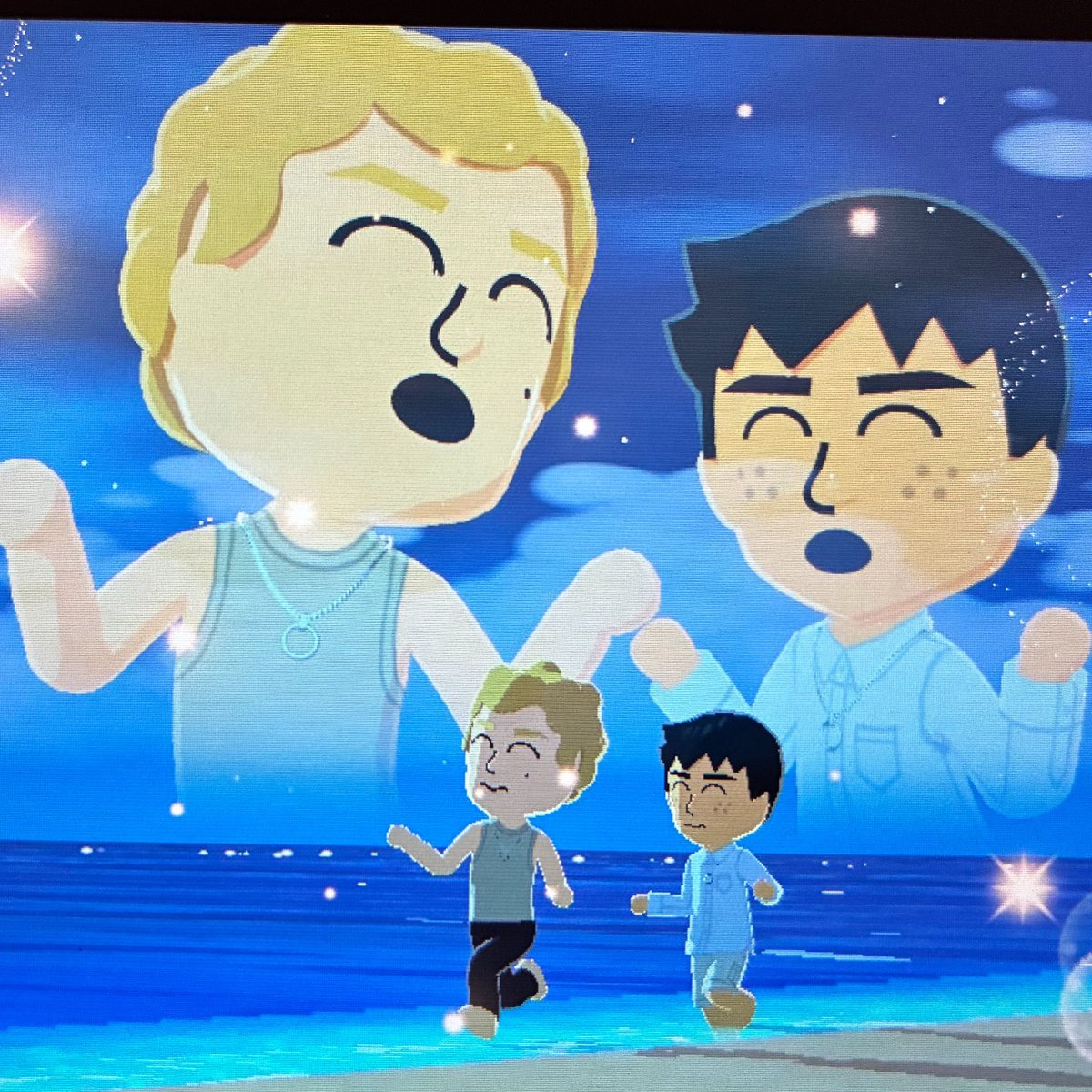 #didyouknow my hollanov miis wear their wedding rings on necklaces?