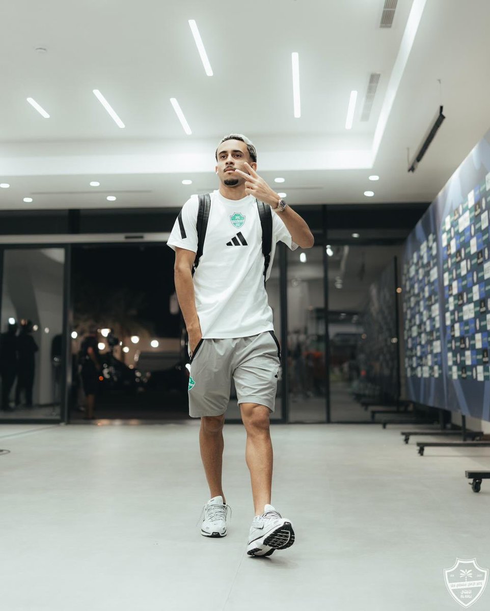 شبكة الأهلي tweet media