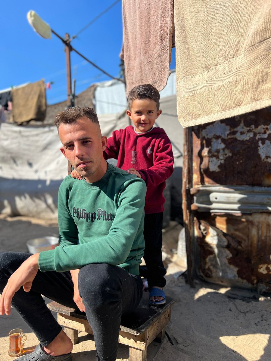 🇵🇸 family in pinned tweet! tweet media