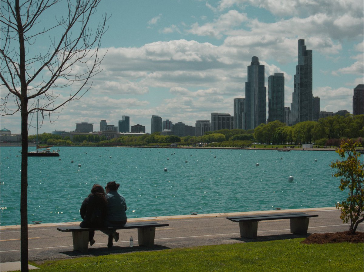 e58f8b's tweet photo. lakeside walk with my gf <3 https://t.co/YUPe2H2xhC