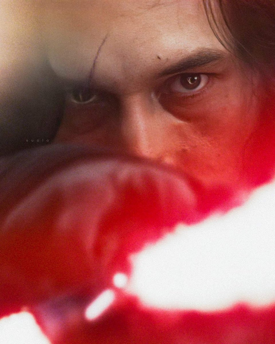 Mi príncipe preferido: Kylo Ren.
Príncipe de Alderaan y Señor de la Primera Orden.