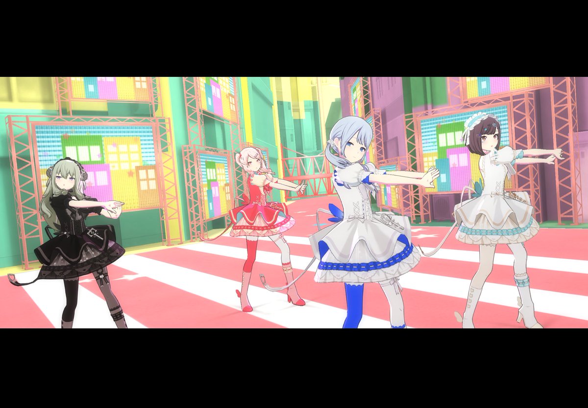 モ tweet media