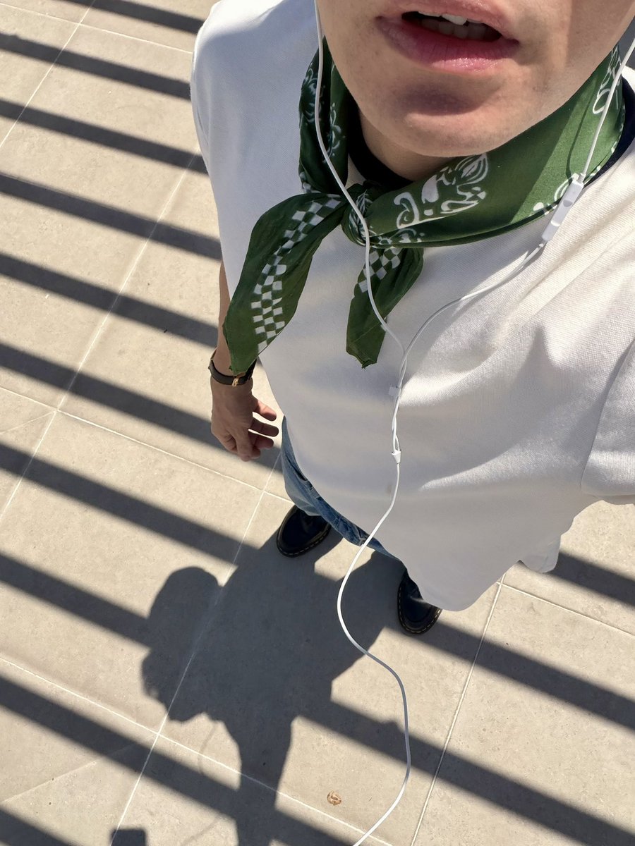 Ivanzevach's tweet photo. Sunny Sunday. https://t.co/ilnxYpW0E9