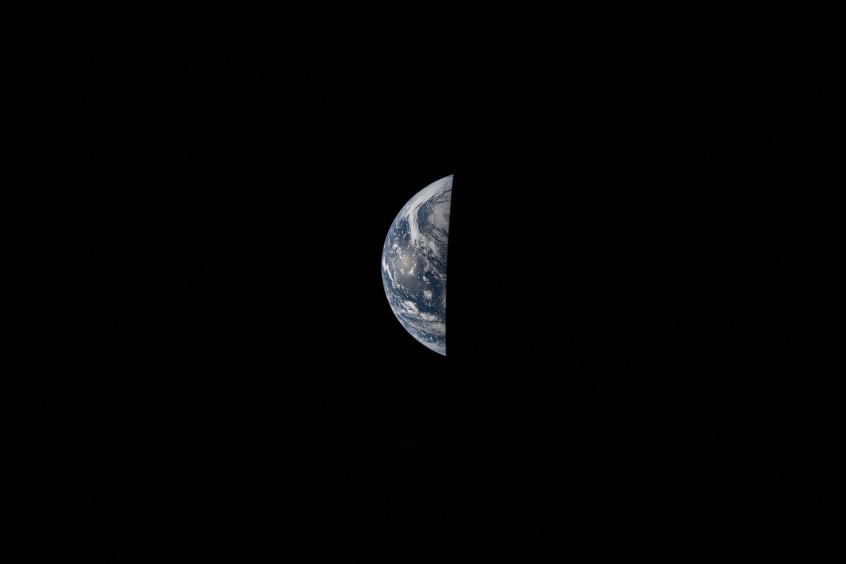 Astropics tweet media