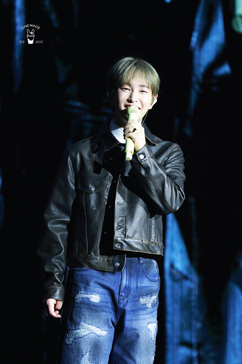 온유 #ONEW #オニュ@SHINee @ONEW_GRIFFIN 온유 #ONEW #オニュ@SHINee @ONEW_GRIFFIN