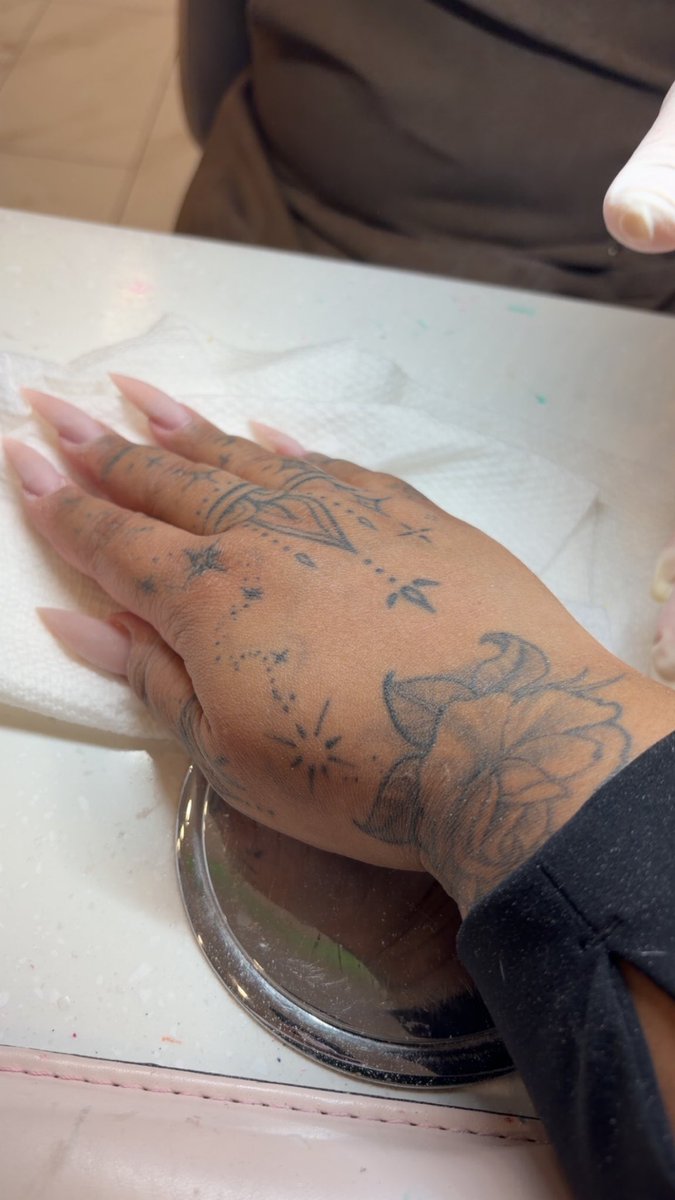 Willow Nyx tweet media