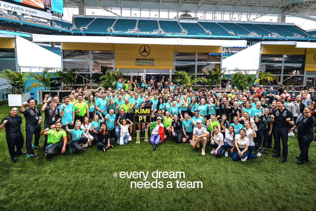Mercedes-AMG PETRONAS F1 Team tweet media