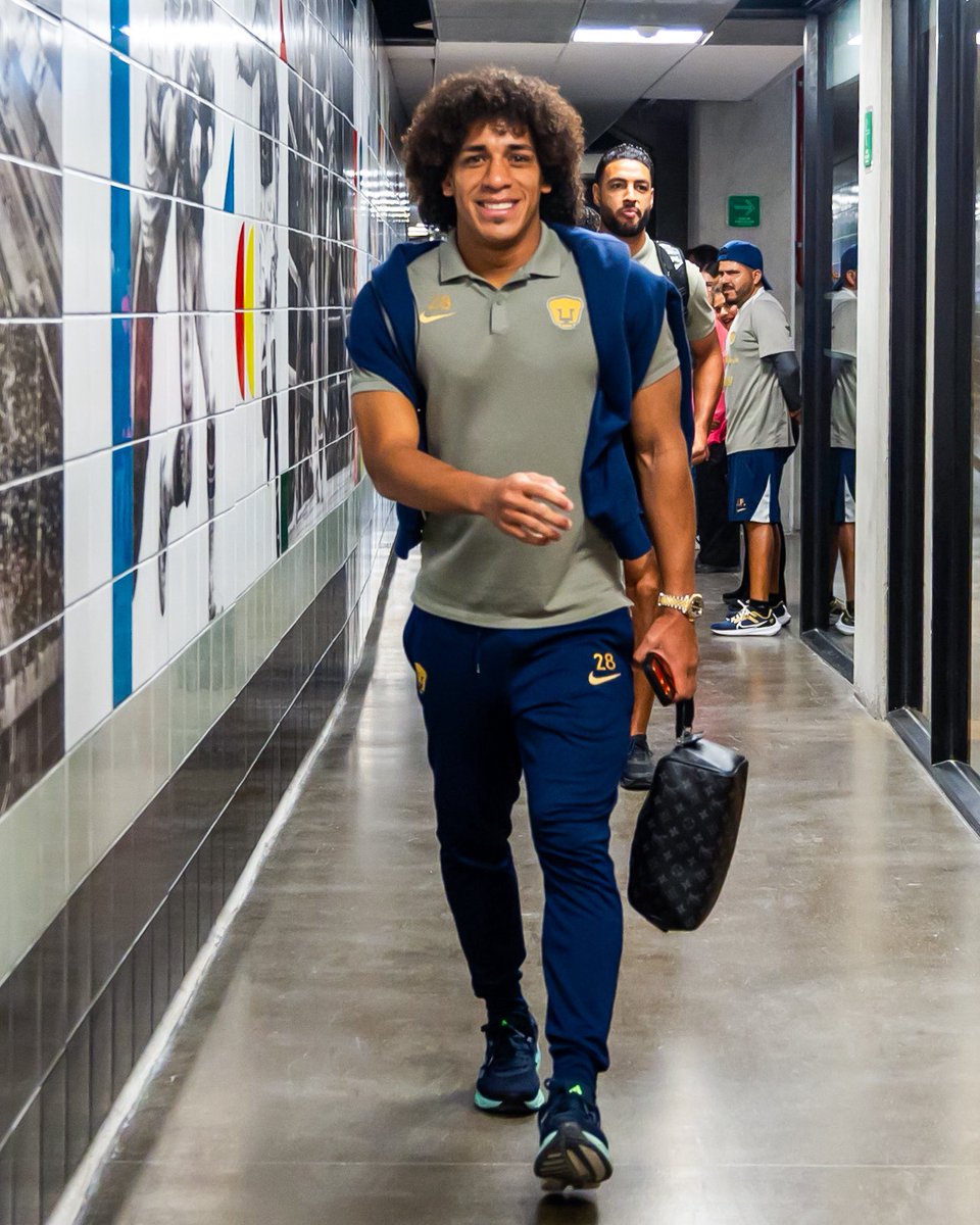 PumasMX's tweet photo. Llegamos al Coloso de Santa Úrsula 🏟️

#UnidosPorLaHistoria https://t.co/gci3vQWrNf