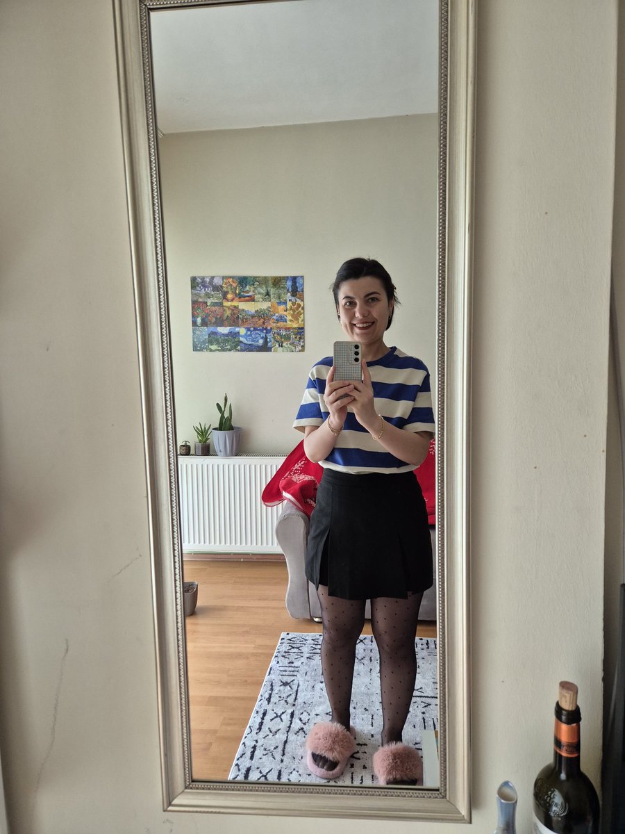 Büşra T. tweet media
