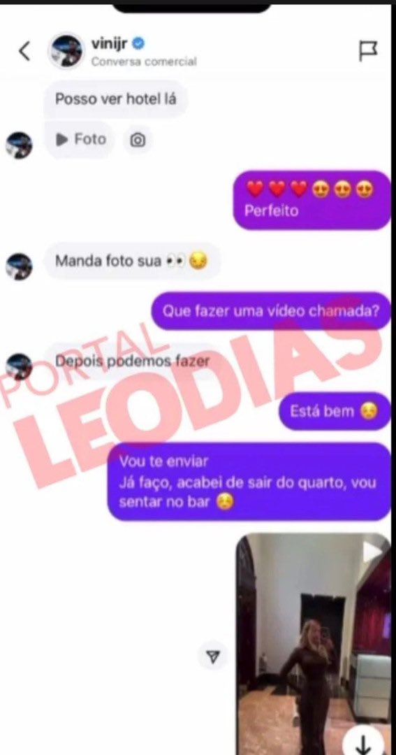opsvazoux's tweet photo. 🚨 VAZOU: Novas conversas de Vini jr e modelo repercute e acende novo caso de traição 

🧶Veja mais nos comentários https://t.co/twNLsNQggO