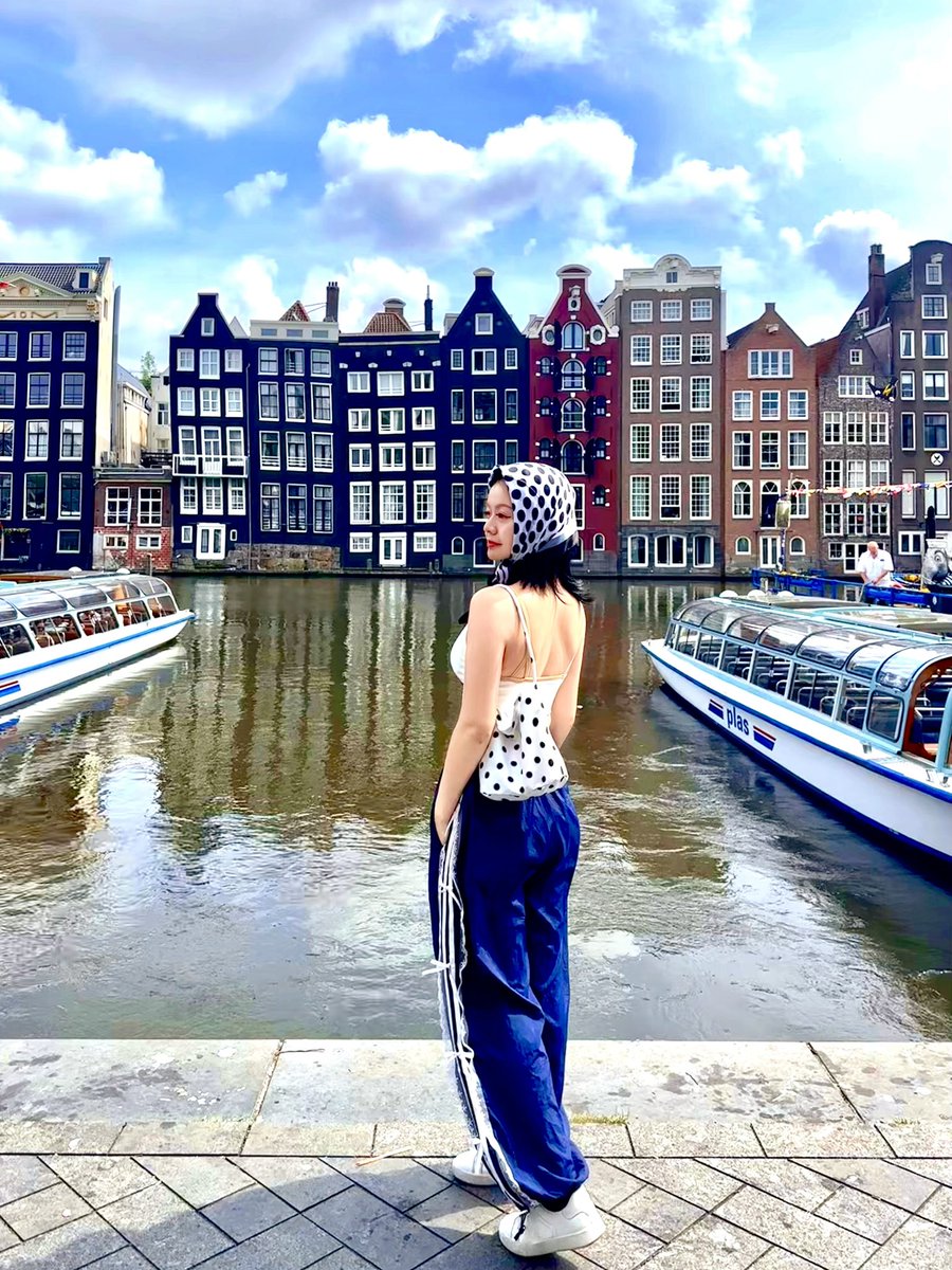 CryptoLucie's tweet image. Wanna join me in #Amsterdam ？🇳🇱 #netherland #holland #tulip #btc
