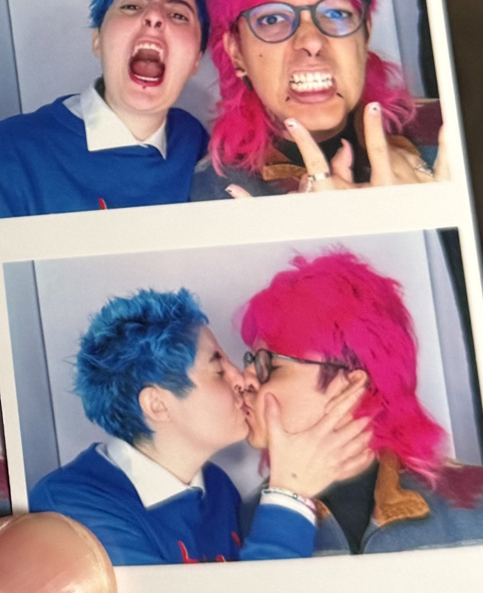 smashing noses since 2018 fr 💘