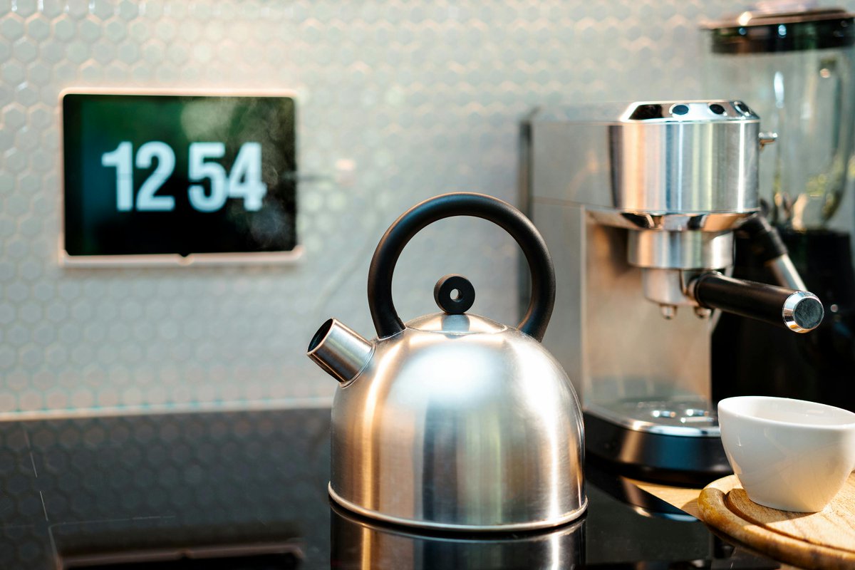 kitchenstorage0's tweet image. What’s one kitchen item you wish you bought sooner? Share with us!

yourkitchenstorage.com

#FoodTalk #HomeCooking #KitchenIdeas #LetsChat #YourKitchenStorage