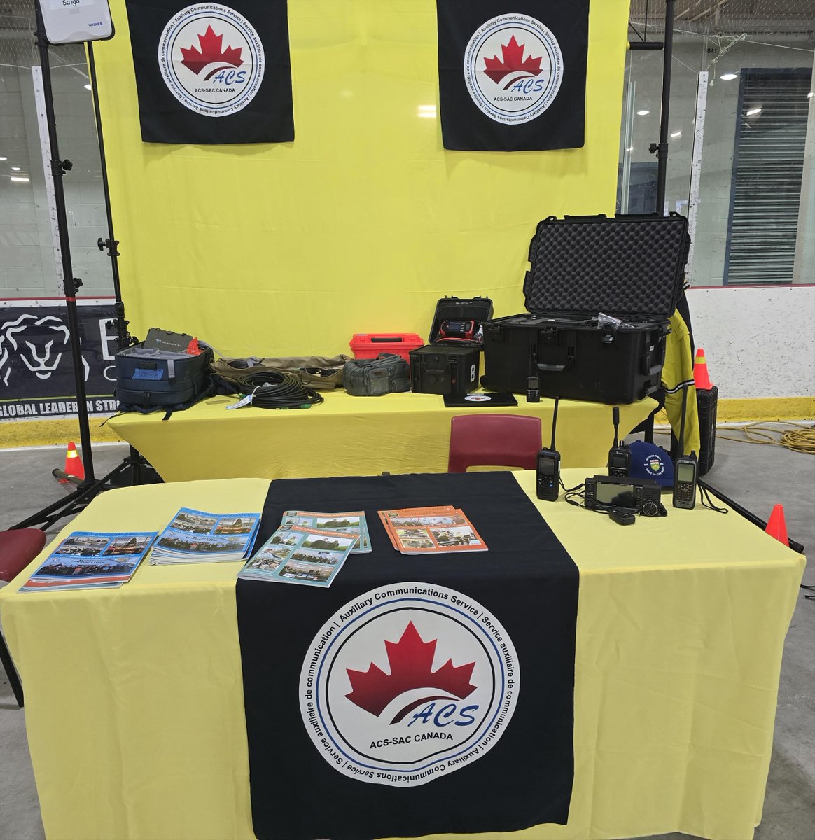 Radio Amateurs of/du Canada tweet media