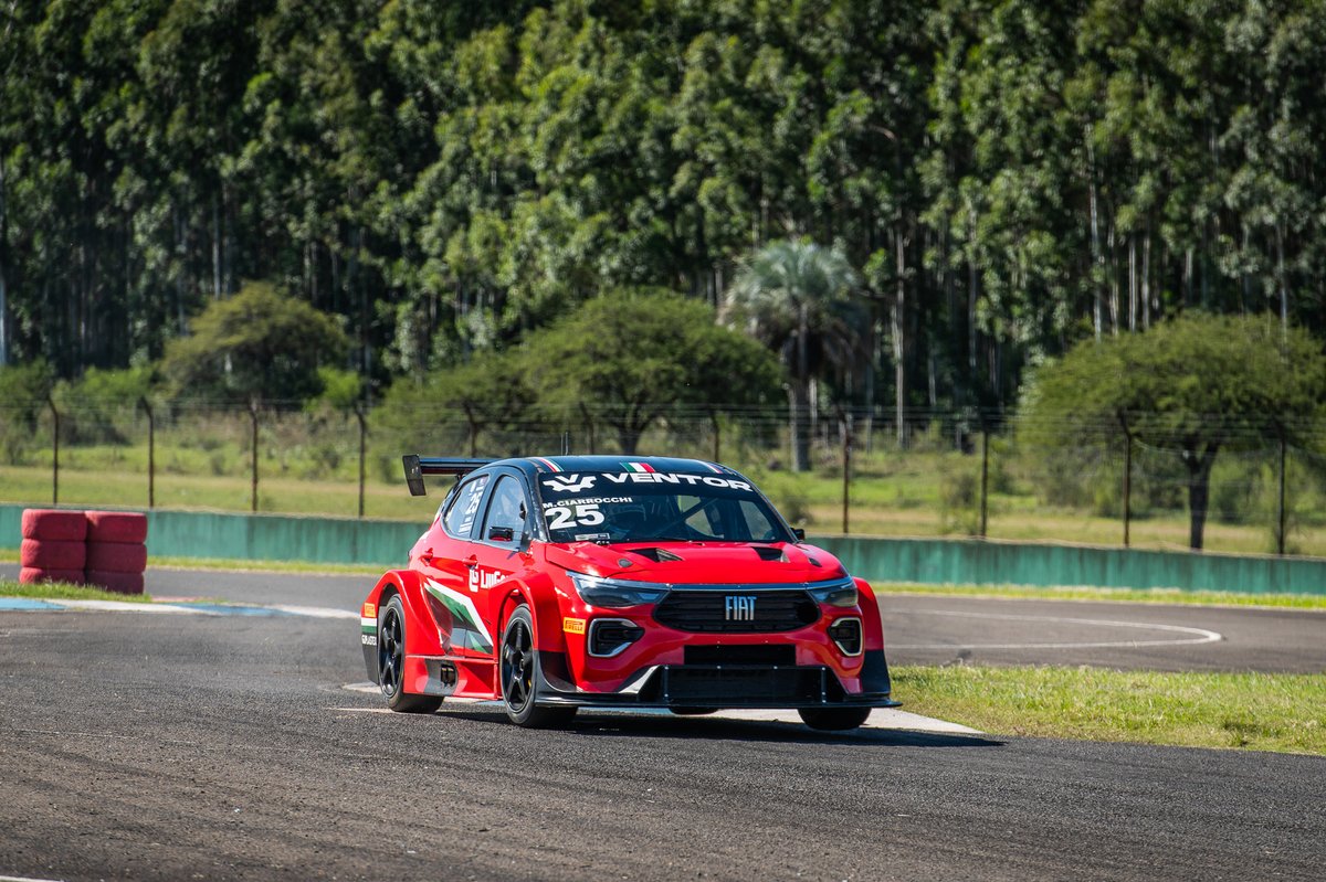 motoresapleno's tweet image. #TC2000 en #Concordia – #Carrera: Marcelo #Ciarrocchi hace debutar como ganador al #Fiat #Pulse. #motoresapleno #automovilismo #motorsport
motoresapleno.com.ar/2026/05/tc2000…