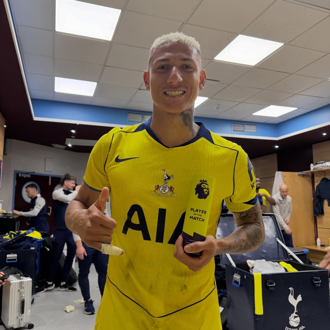 Spurs_KR's tweet image. 역시 오늘도 우리를 실망시키지 않는 히샬리송ㅋㅋㅋㅋ
POTM은 코너 갤러거 입니다 (오해 금지)

#THFC #COYS #SpursKR #토트넘