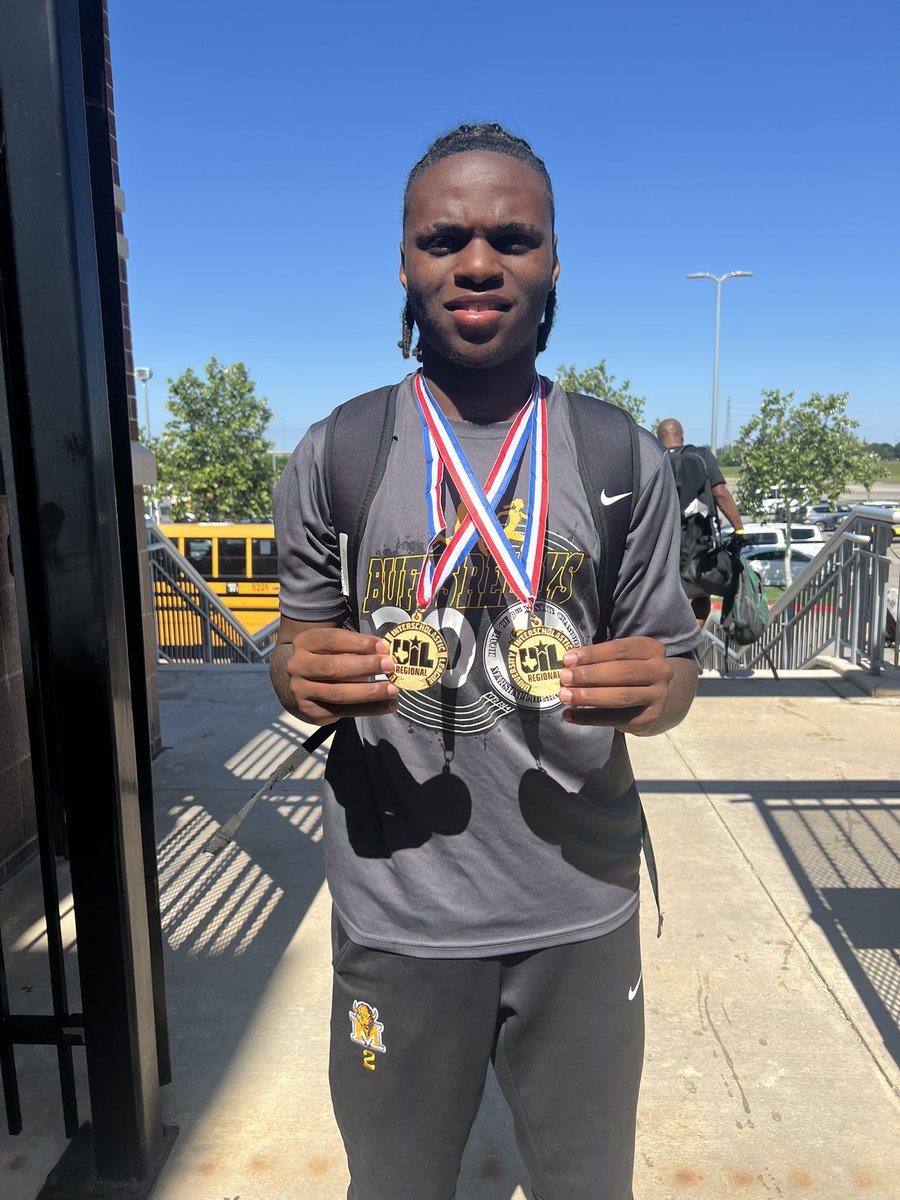 MarshallBuffs's tweet photo. DOUBLE UP‼️‼️
Congratulations to Fort Bend Marshall 2026 DB, and University of New Orleans Track &amp; Field signee Myles Ratcliff on earning GOLD in the 100 meters and 200 meters at the Regional Championships‼️Next up is the state meet in Austin‼️ https://t.co/npGrN39VFP