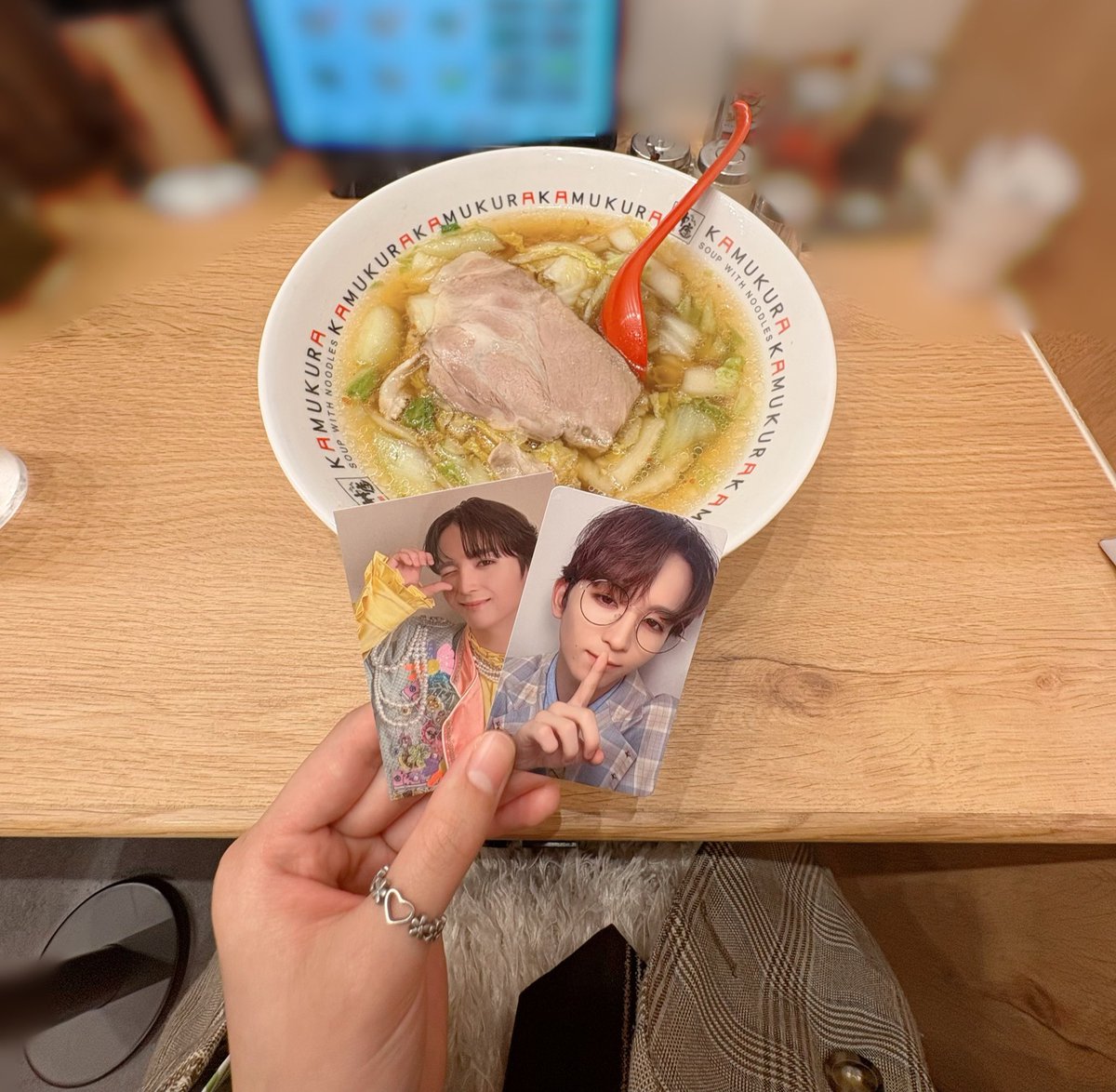 ま tweet media