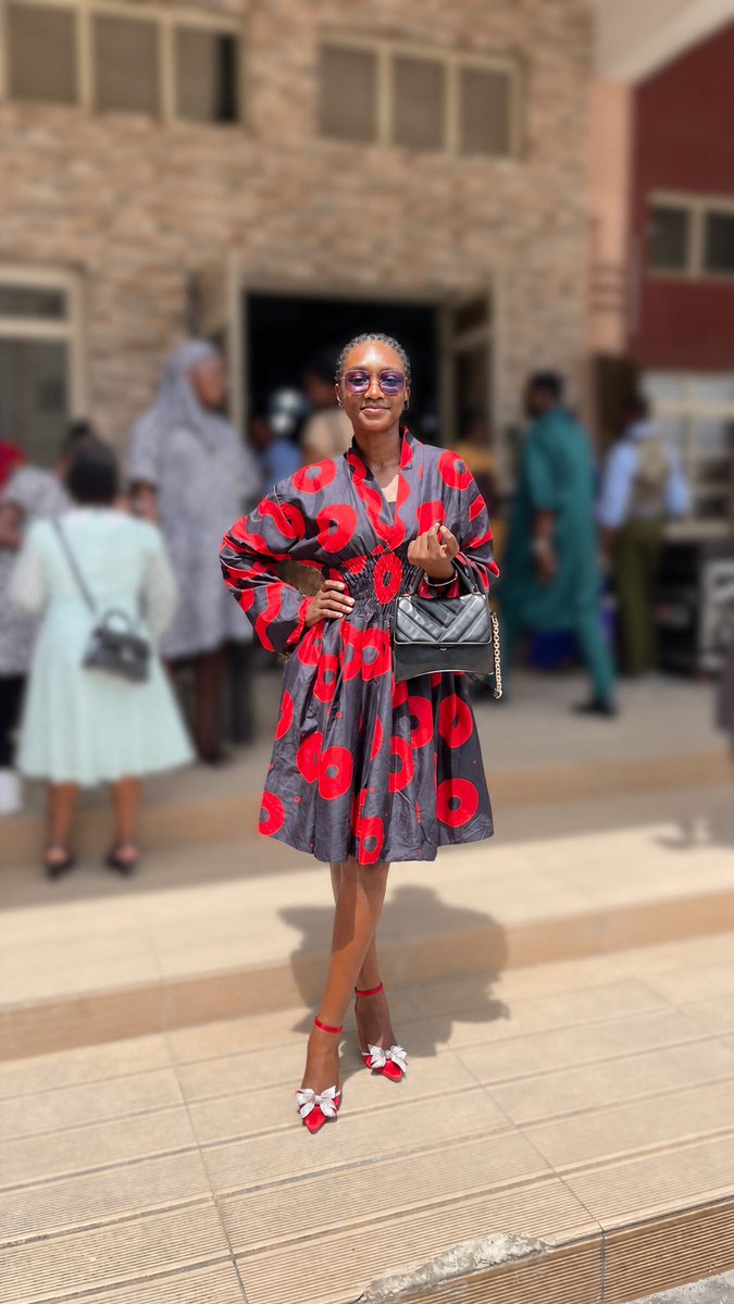 faith_kaiye's tweet image. Salt of the Earth.
Light of the World.
City set on a Hill.

#happysunday