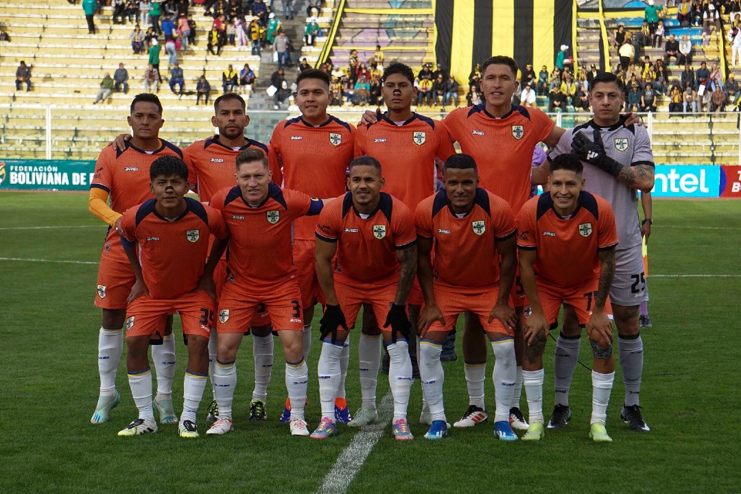 MarcasLaRazon's tweet image. 35'PT, @ClubStrongest (1-1) @ClubABB en el Hernando Siles #Fecha5. El Tigre mejoró en su juego y toma las riendas del partido
📸 APG
#TheStrongest #ABB
@LaRazon_Bolivia