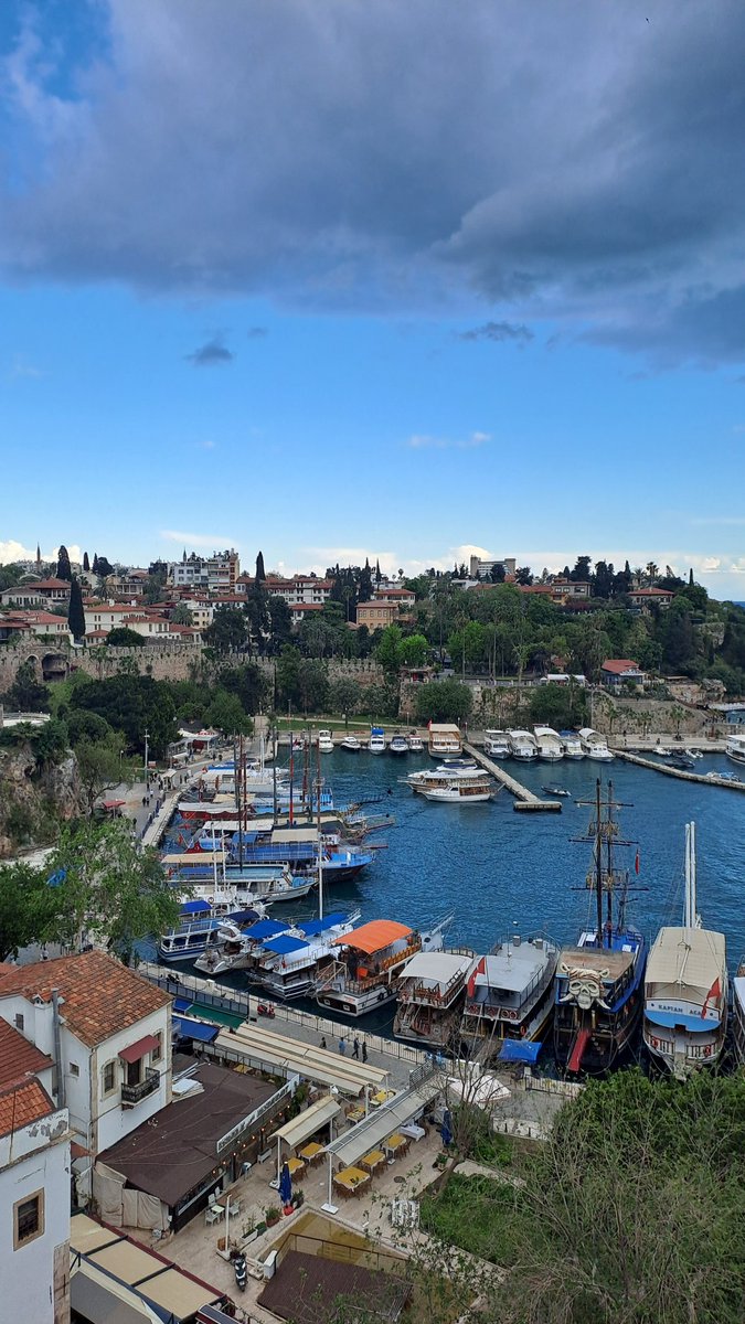 melankoliarun's tweet photo. ANTALYA 🗣 ANTALYA 🗣 GÜZEL ANTALYA 🗣 https://t.co/fqCSEb80NF