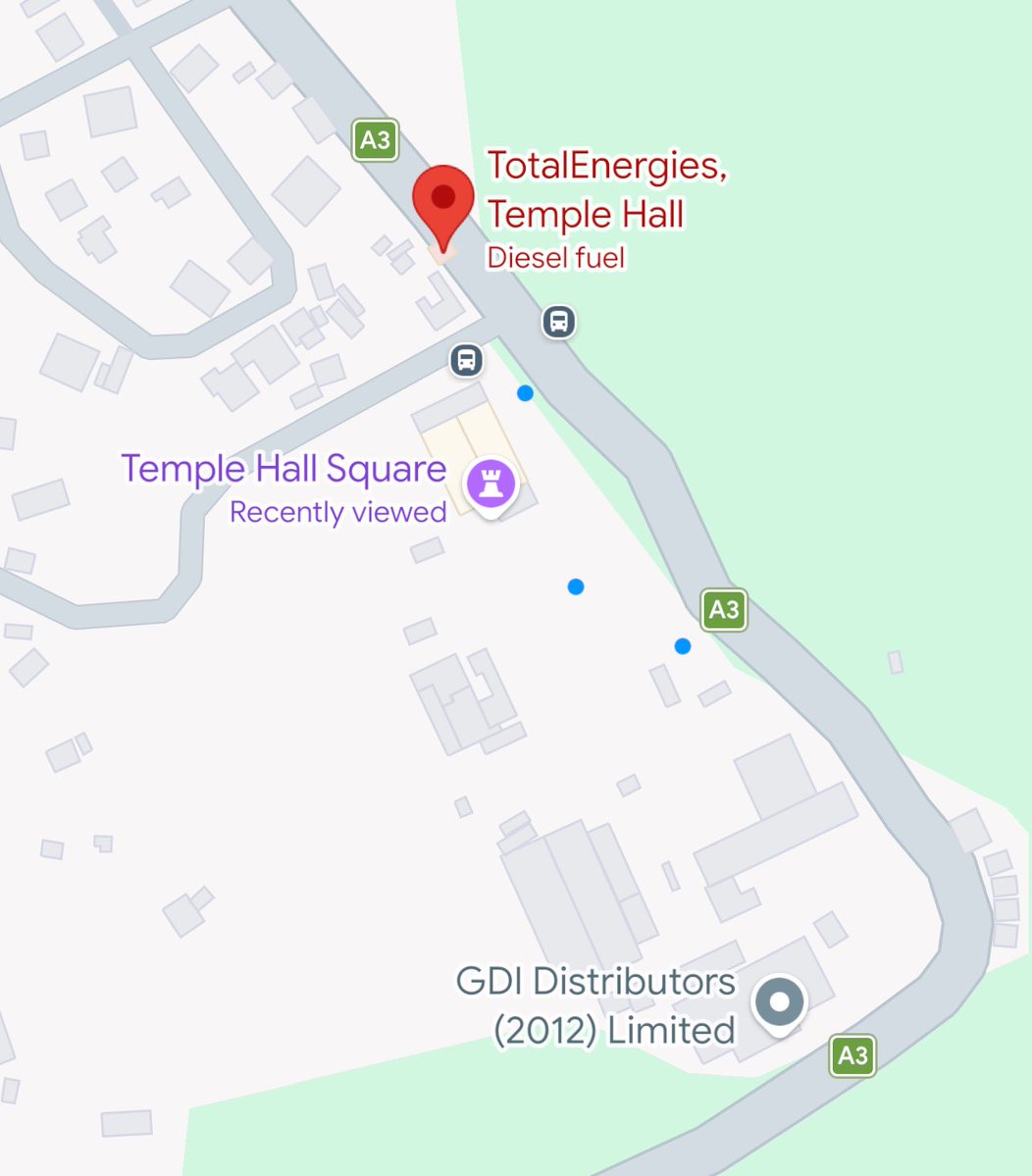 Raggahmufinzent's tweet image. NOW: Temple Hall Square, St Andrew serious motor vehicle crash. Reports are that several persons are injured. This is the second vehicular accident in that location in recent days #May #Sunday #Accident #TempleHall