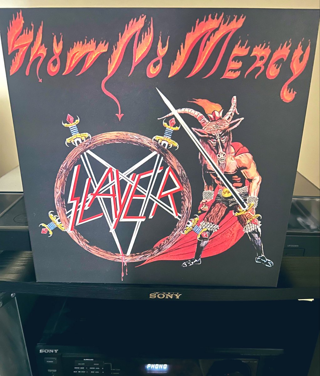 RockMetalManiac's tweet image. #NowPlaying #Slayer #ShowNoMercy #PhysicalMusic #Vinyl