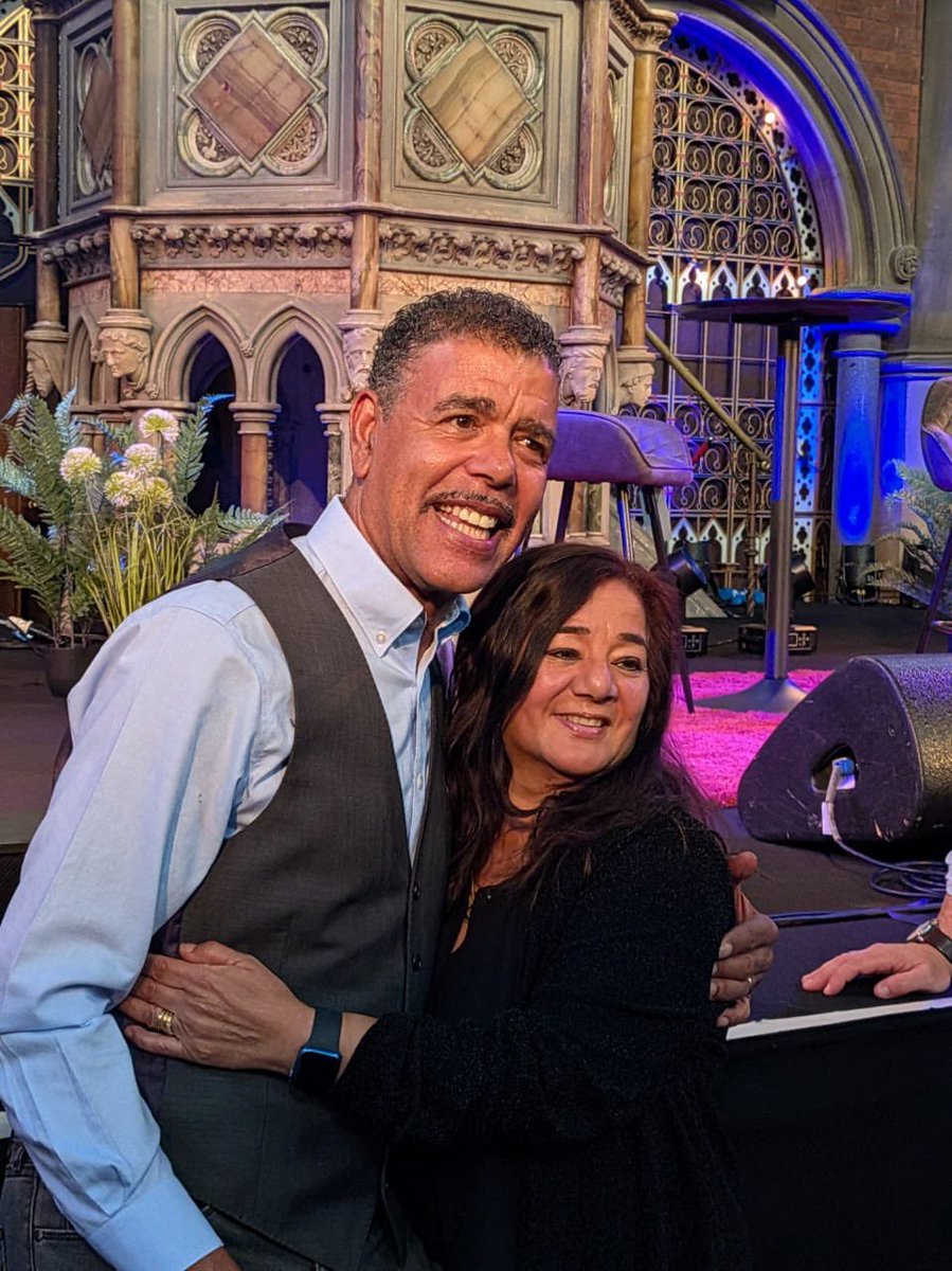 rita_gul's tweet photo. @benshephard @chris_kammy  thank you for a great night in a beautiful location @UnionChapelUK good to see @liselou145 @Paulasimpson21 too! https://t.co/JWGhe1HLtp