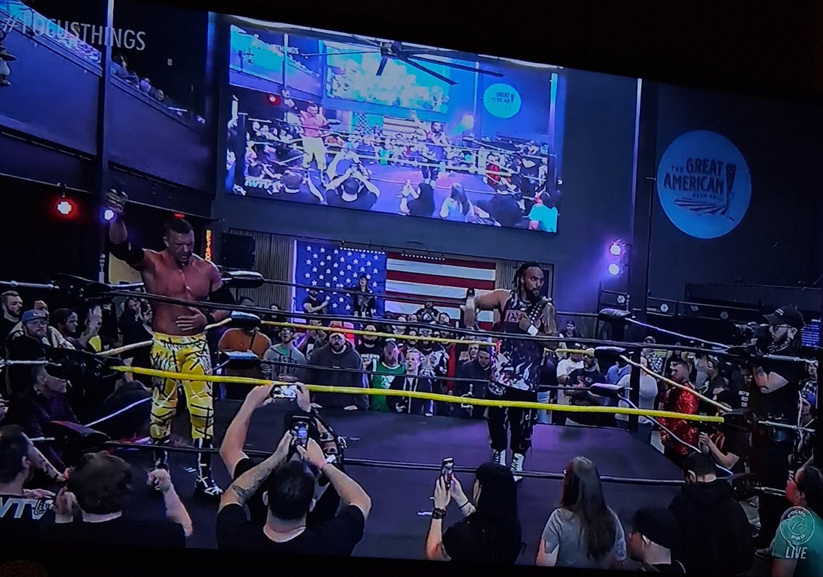 yellow_roni's tweet photo. These two put on one heck of a main event match!! 👏 👏 #FOCUSTHINGS https://t.co/tzfuMfPCD0