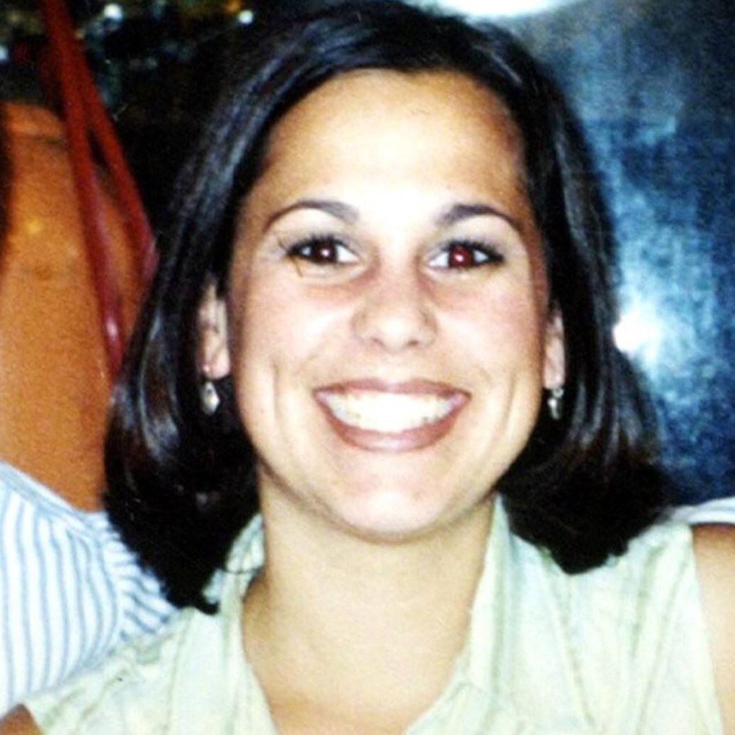 DrBuzz_Forensic's tweet image. Laci Peterson was #BornOnThisDay May 4, 1975.Last seen alive on Xmas eve 2002. Her husband Scott Peterson was convicted of 1st-degree murder for her death &amp;amp; 2nd-degree murder for the death (age 27) of their prenatal son Conner. #RIP #GoneTooSoon #GoneButNeverForgotten #truecrime