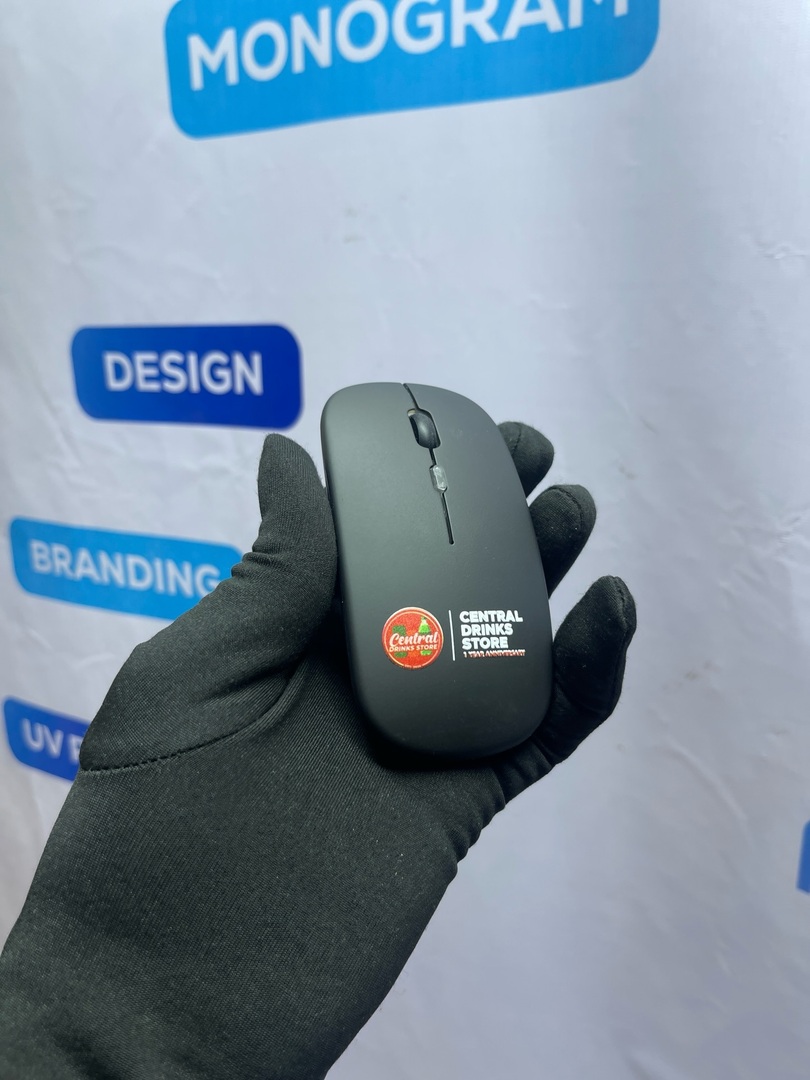 folanimprint's tweet photo. SOUVENIR BRANDING

Turn every touch point into a lasting impression!
Branded Mouse 

#souvenir #b2bsouvenirs #branding #folanimprint https://t.co/zktZb0XPu2 https://t.co/c8D8kkVBkQ