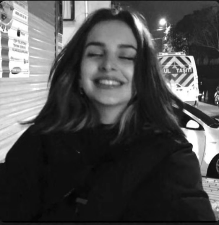 R___18_0's tweet photo. ᥫ᭡
  𓆪͢͢: 🦋 
"كونوا رحماء بأنفسكم ليس على الأيام أن تكون مثالية دائماً، ليس على قراراتك أن تكون صائبة في كُل مرة لا بأس في أن تُخطئ مره ومرتين وثلاث حتى تتعلم، لا يجب عليك أن تكون مثالياً لسّت لوحة ولا منحوتة ولا شيئاً سيُعرض للتعديل والنقد، يكفي أن تكون أنت بكُل وضوح🕊️🪄. https://t.co/yGW6cinRVR