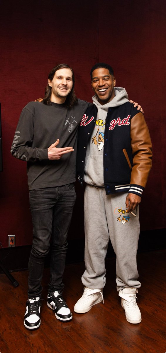 Baird_24's tweet photo. A year ago today I met my hero. I will forever be grateful for this moment. Thank you to @KiDCuDi for being who you are. You’ll forever be the greatest! #CudFam https://t.co/HhMWWZeCSi
