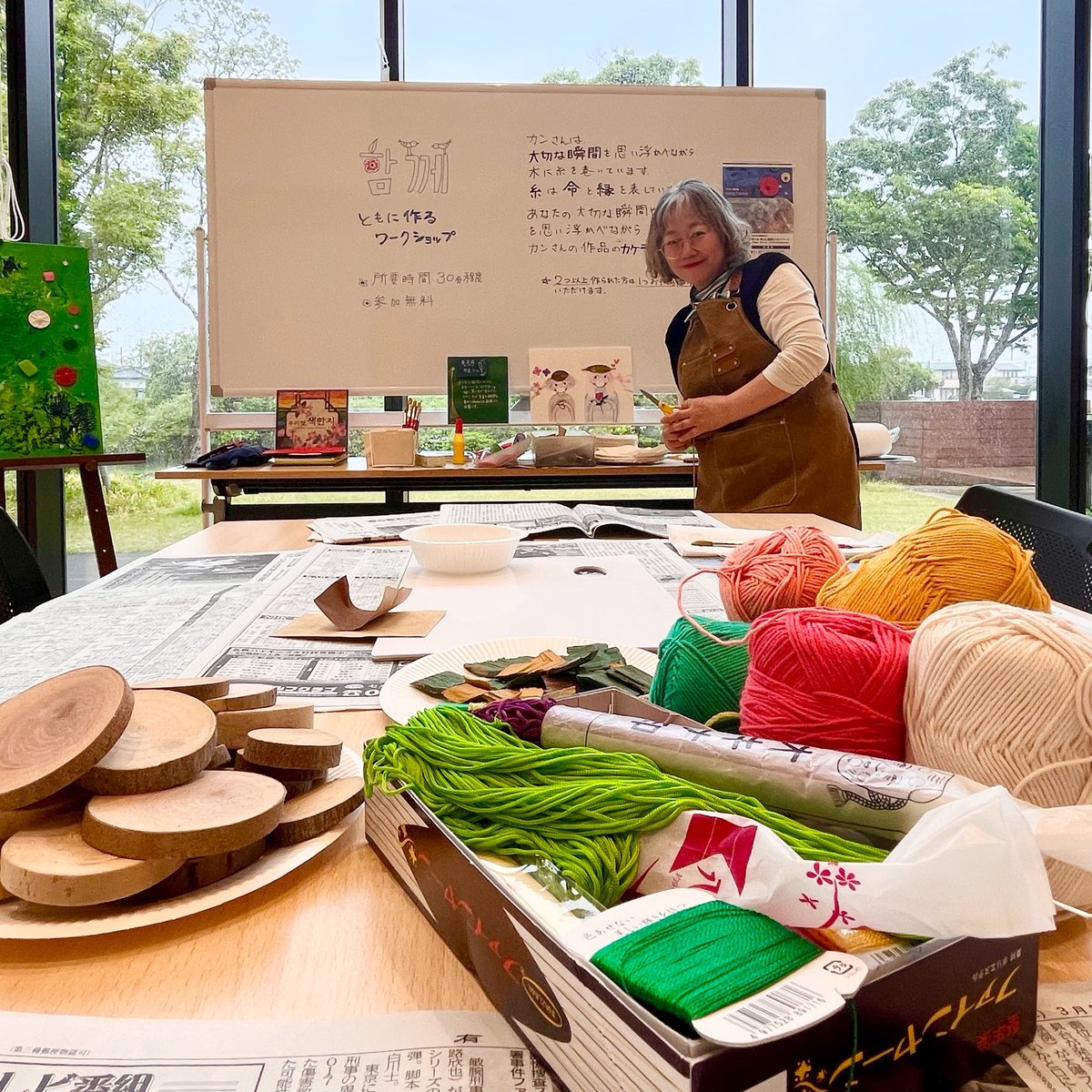 nihongairoha's tweet photo. 5/3,4,5の3日間、11:00〜16:00、
suitoやながわギャラリーで、
【ともに作るワークショップ】を開催してます！
カンさんの作品の一部を作るワークショップです。
お気軽にお立ち寄りください！
#柳川　#柳川市民文化会館　#ワークショップ https://t.co/7YPCtg8jkg